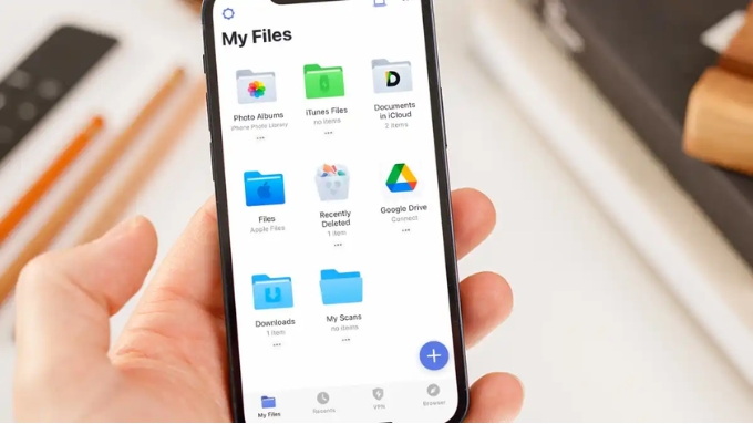 Cách tải phim trên Web về điện thoại iOS