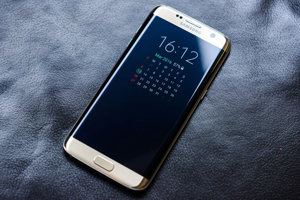 Samsung_Galaxy_S7_edge_25690678361_1