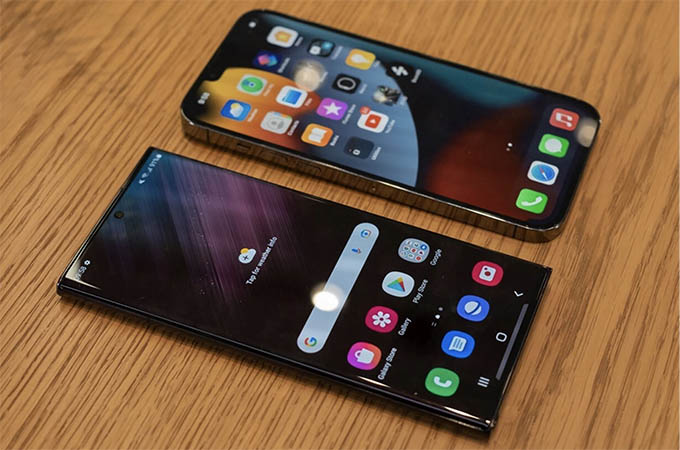 Thông số kỹ thuật và cấu hình iPhone 13 Pro Max và Galaxy S22 Ultra