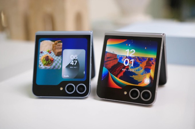 Đánh giá Samsung Z Flip 6 về pin sạc