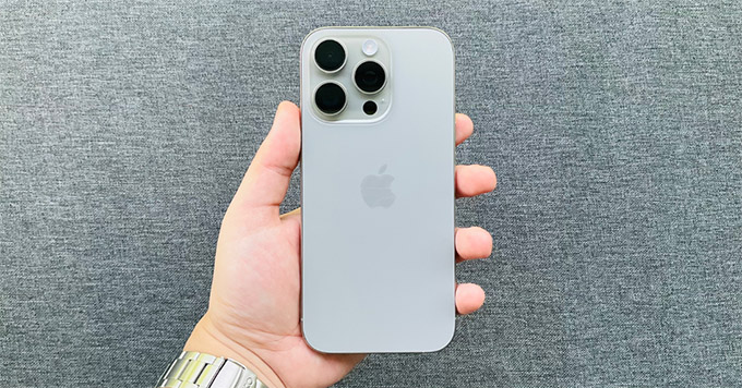Thiết kế bên ngoài iPhone 16 Pro 1TB Cũ (Trầy Đẹp)
