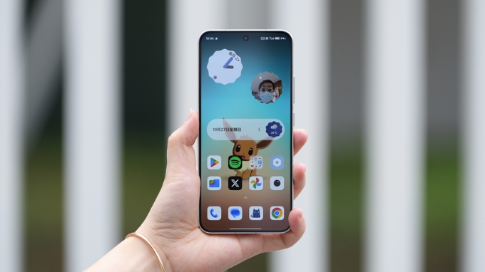 Xiaomi 15 512GB không làm người dùng thất vọng khi sở hữu màn hình AMOLED 6.36 inch