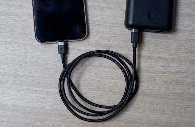 Với độ dài 1m tiêu chuẩn cáp sạc Mophie USB-C to Lightning MFI 1m sẽ phù hợp với mọi nhu cầu sử dụng của người dùng.