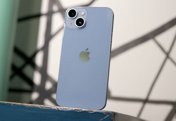 Thiết kế iPhone 14 256GB với khung viền nhôm phẳng và cụm camera chéo