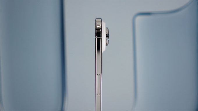 iPhone Air cũ có ngoại hình mới, mỏng nhẹ