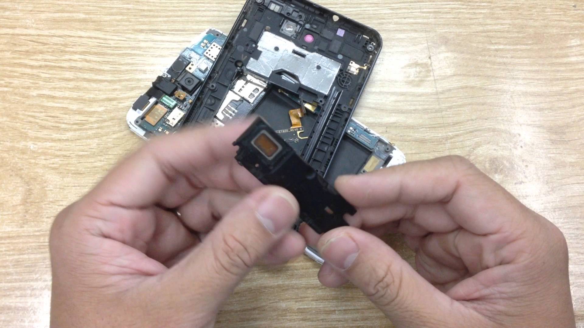 xtmobile-loa-thoai-note-5_1