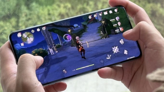 Thoả thích chiến game với Oppo Find X8 5G 512GB
