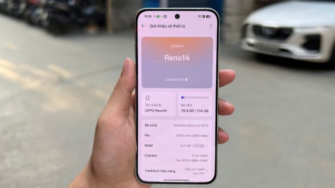 Viên pin 6000mAh sử dụng cả ngày dài, sạc nhanh 80W SUPERVOOC