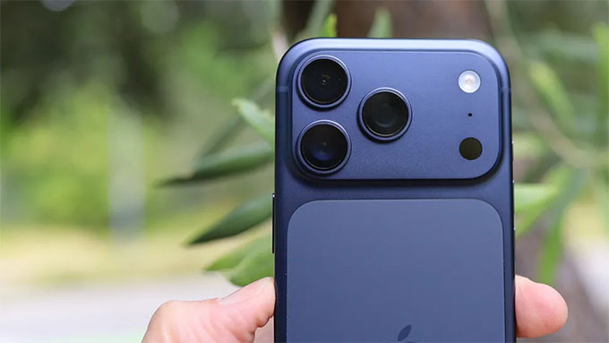 Camera trên iPhone 17 Pro Max 512GB cũ vẫn giữ nguyên giá trị