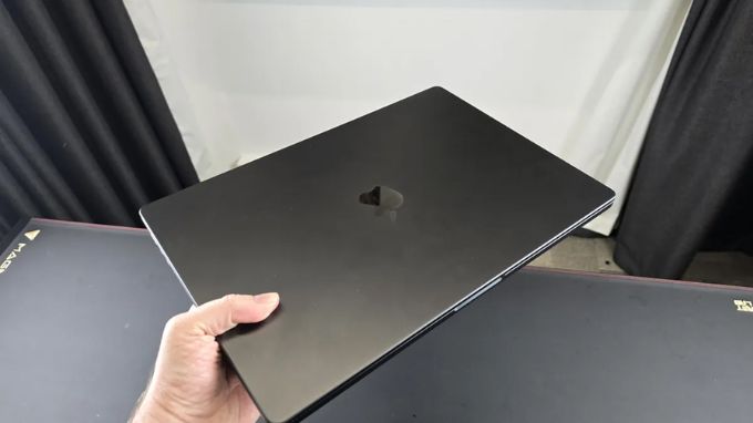 Thiết kế MacBook Pro 16-inch M4 Pro (14CPU-20GPU) 24GB (VN/A)