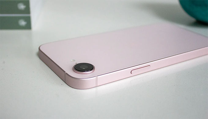 iPhone 17e chỉ có một camera 48MP Fusion ở mặt lưng