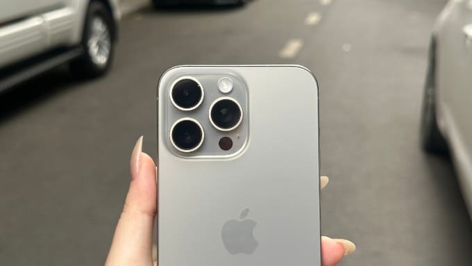Có nên mua iPhone 15 Pro cũ và lưu ý