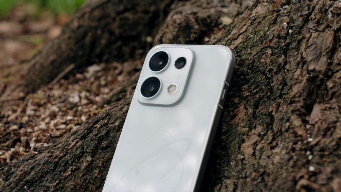 OPPO Reno16 5G sở hữu hệ thống camera 50MP