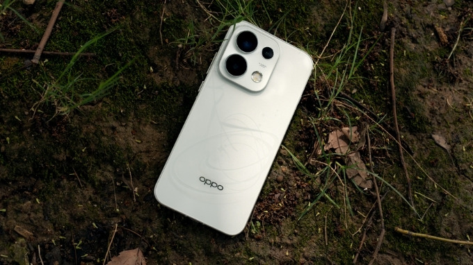 OPPO Reno16 5G có thiết kế giống hệt Reno16 Pro 5G