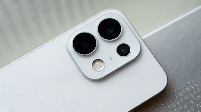 Reno16 Pro 5G được trang bị camera chính 200MP