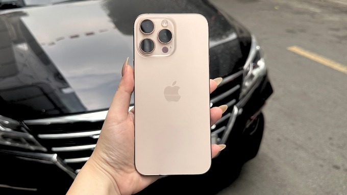 iPhone 16 Pro Max là chiếc iPhone cao cấp nhất trong năm 2024