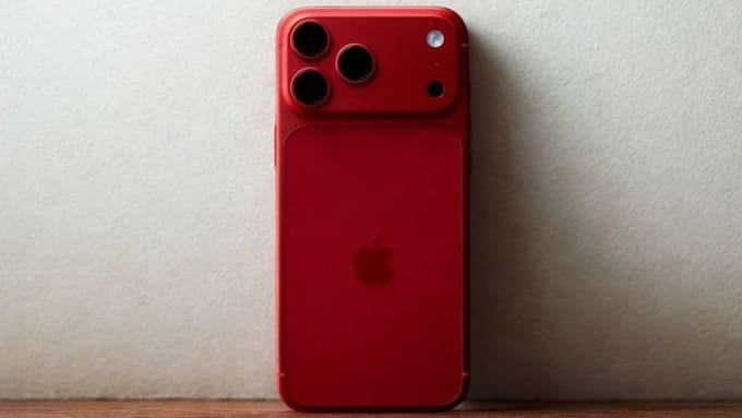 iPhone 18 Pro tiếp tục duy trì ngôn ngữ thiết kế vuông vức đặc trưng của dòng Pro