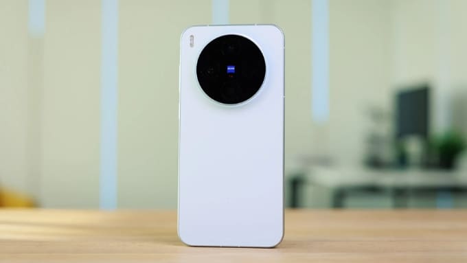 Vivo X300 là một trong những lựa chọn thay thế OPPO Find X9