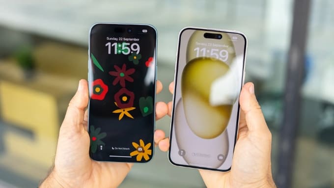 So sánh màn hình iPhone 16 Plus với iPhone 15 Plus
