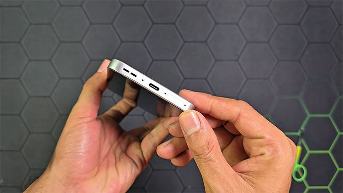 OPPO Reno16 F trang bị viên pin 7.000mAh