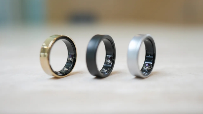 Các phiên bản màu sắc và vật liệu của Galaxy Ring
