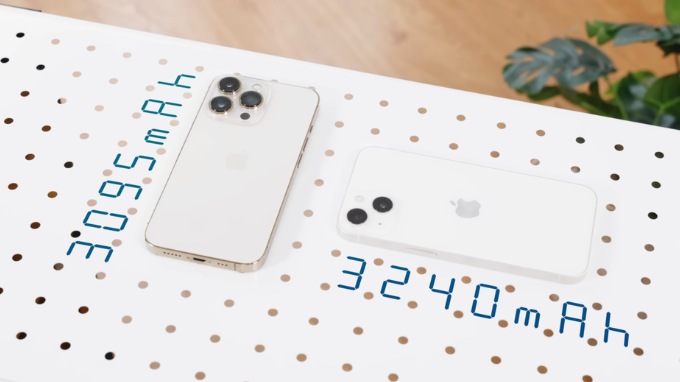 So sánh iPhone 13 và iPhone 13 Pro về pin và sạc