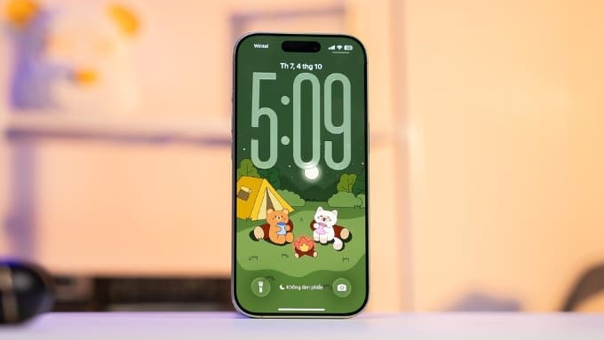 iPhone 17 sử dụng tấm nền Super Retina XDR OLED 6.3 inch
