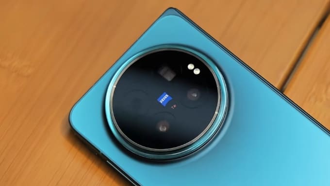 So sánh Vivo X Fold 6 vs Samsung Galaxy Z Fold 7 về camera