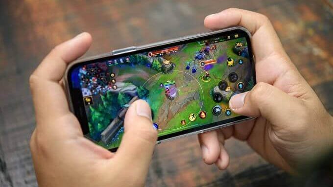 iPhone Xs Max cho phép người dùng chơi game thả ga