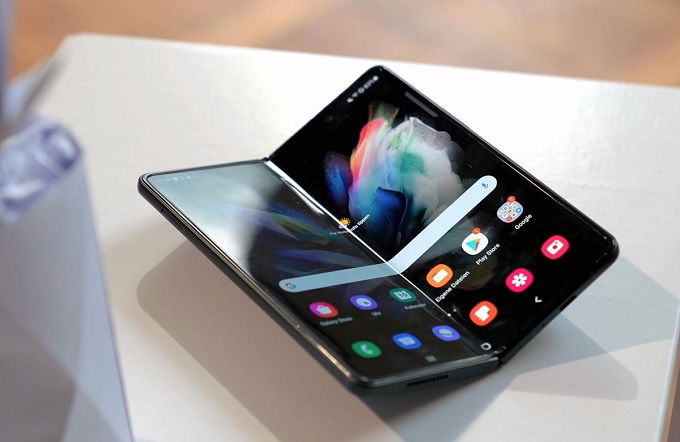 Samsung Galaxy Z Fold 5 sẽ đi kèm khe chứa bút S Pen như Galaxy S22 Ultra