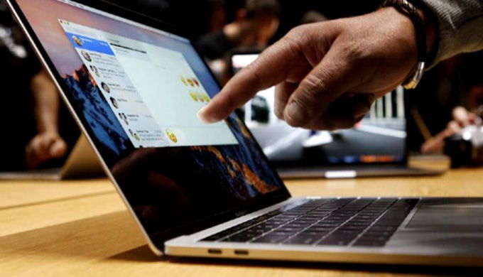 MacBook sẽ trang bị màn hình cảm ứng vào năm 2025?