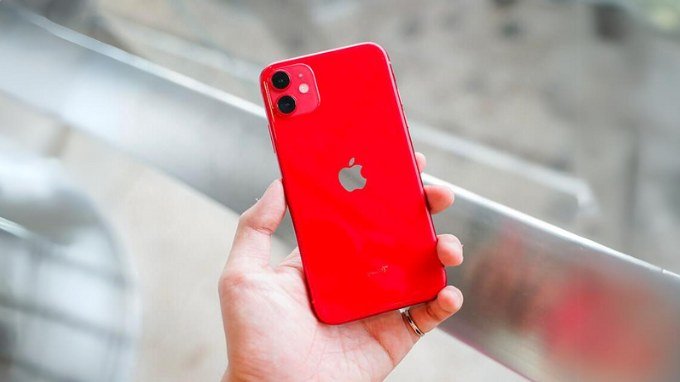 iPhone 11 màu đỏ hợp mệnh Thổ