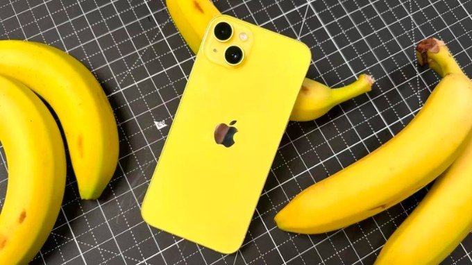 iPhone 14 màu vàng hợp mệnh Thổ
