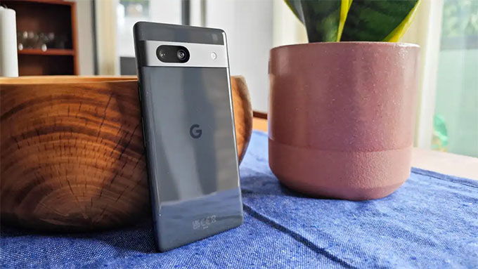 Pixel 7a là một chiếc điện thoại tầm trung tuyệt vời 