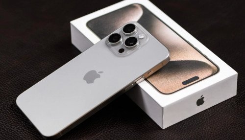 Kuo: iPhone 15 Pro Max vẫn sẽ là model bán chạy nhất nửa đầu năm 2024