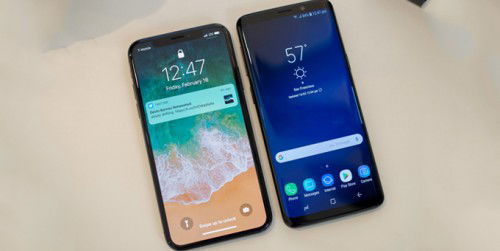 Nên mua Galaxy S9 hay iPhone X: Khi 'khủng long' tranh đấu