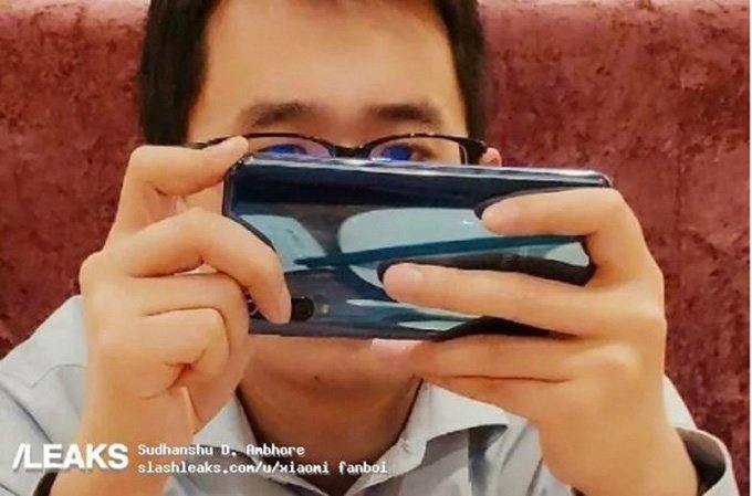 Hình ảnh Xiaomi Mi 9 ngoài đời thực đã được lộ diện
