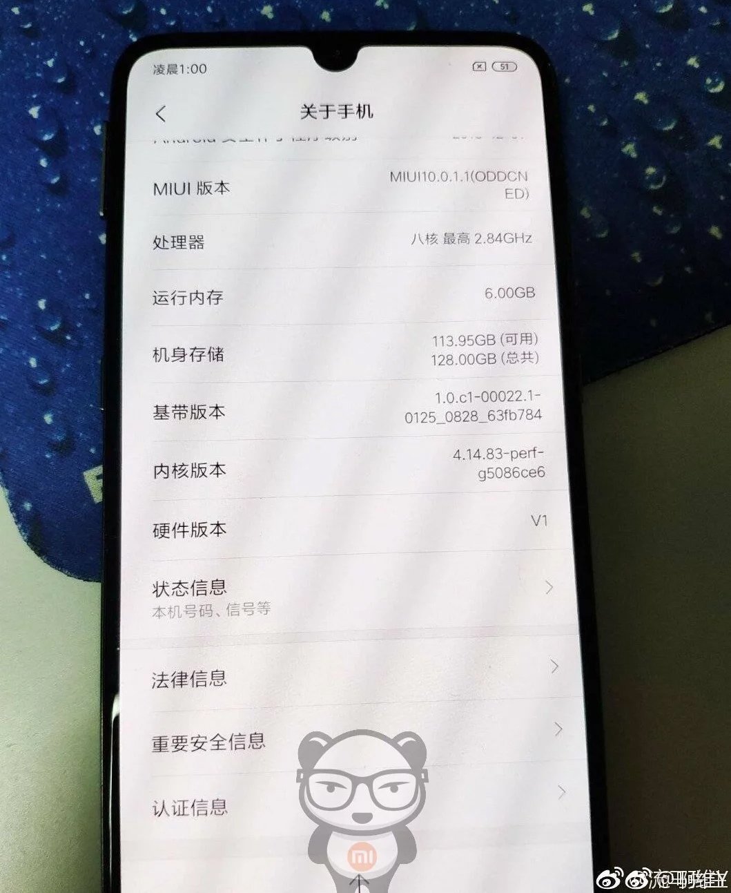 Xiaomi Mi 9 lộ ảnh thực tế: Màn hình giọt nước 6,4 inch, camera 48MP