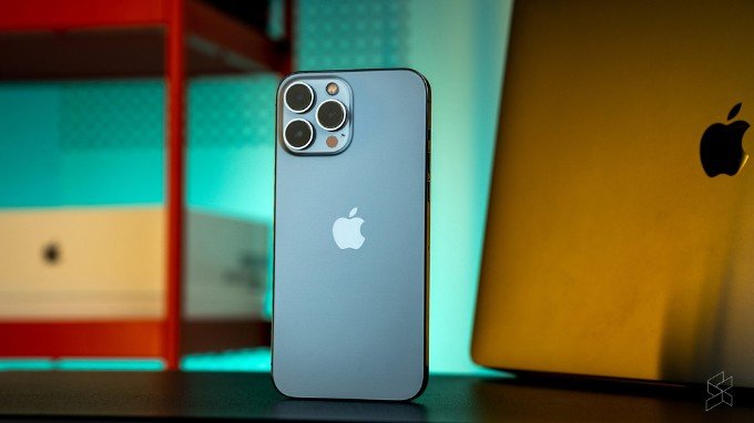 iPhone 13 series cũ giảm khủng đến 4.4 triệu đồng