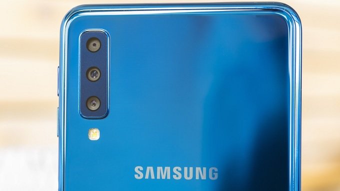 Thiết lập 3 camera đã có mặt trên Galaxy A7 (2018)