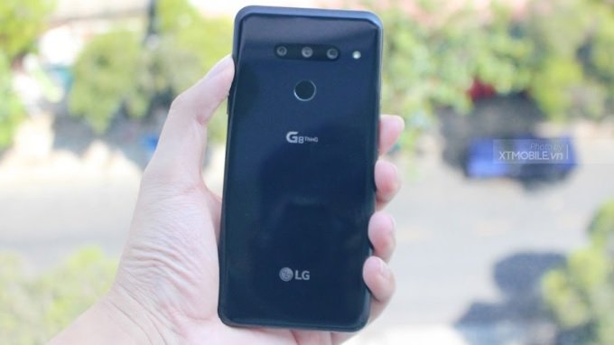 LG G8 ThinQ được phủ kính cường lực Gorilla Glass 6