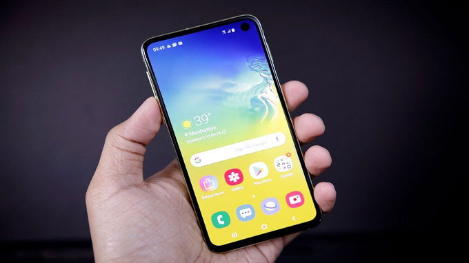 Galaxy S10e 2 sim sẽ sở hữu màn hình phẳng 5.8 inch