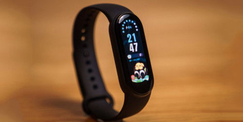 Trên tay Xiaomi Mi Band 6 vừa ra mắt: Màn hình tràn viền, pin sử dụng 2 tuần, giá chỉ từ 800K