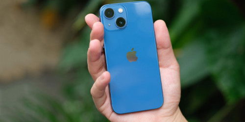 iPhone 13 dẫn đầu thành tích bán hàng tại Trung Quốc, với hơn 2.3 triệu chiếc