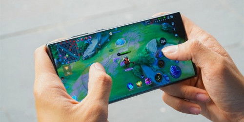 Samsung tung ra bản cập nhật mới, hiệu suất chơi game dòng Galaxy S22 được cải thiện