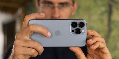 Điện thoại iPhone 15 Pro sẽ được trang bị camera dưới màn hình