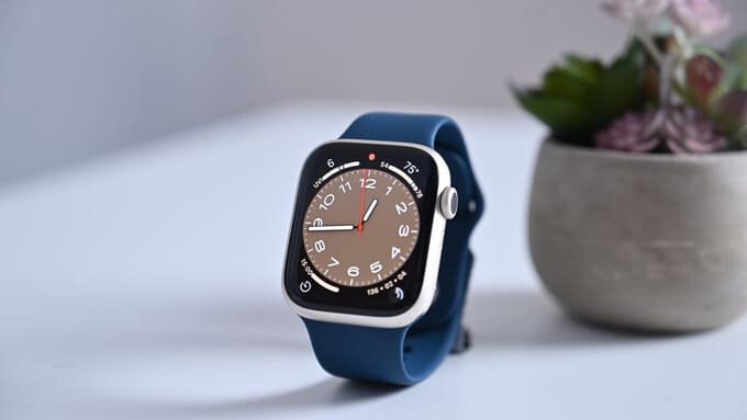 Apple Watch Series 8 là sản phẩm đáng mua nhất năm nay