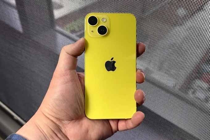 iPhone 14 sở hữu tông màu vàng ấn tượng