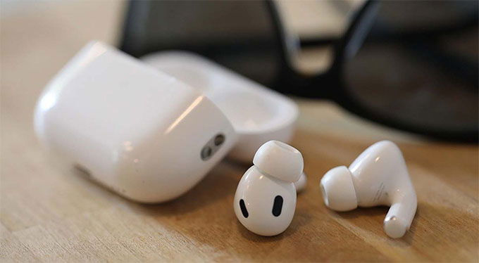 Báo cáo cho biết iOS 18 sẽ bao gồm 'chế độ trợ thính' mới cho AirPods Pro