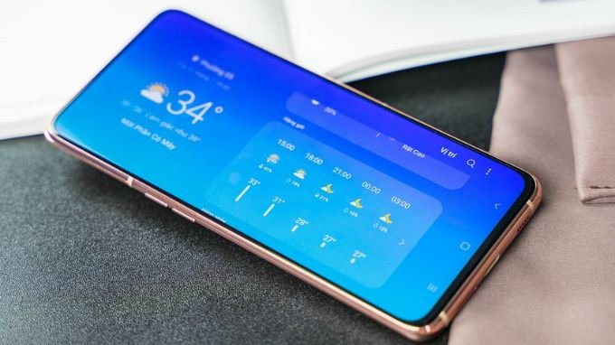 Samsung Galaxy A82 có màn hình hiển thị sắc nét